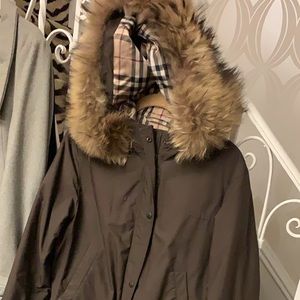 COPY - Burberry Woman’s fur trim coat